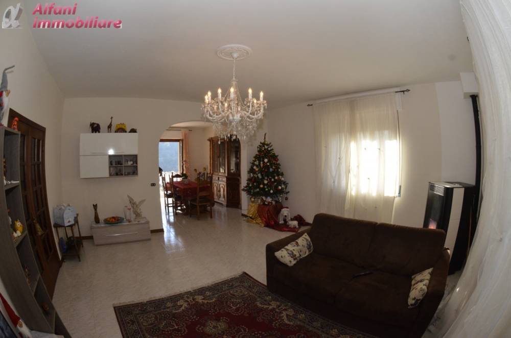 casa indipendente in vendita a Talla