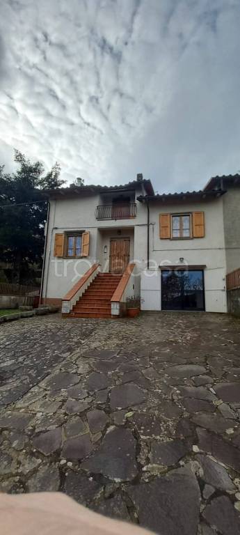 appartamento in vendita a Talla in zona Pontenano