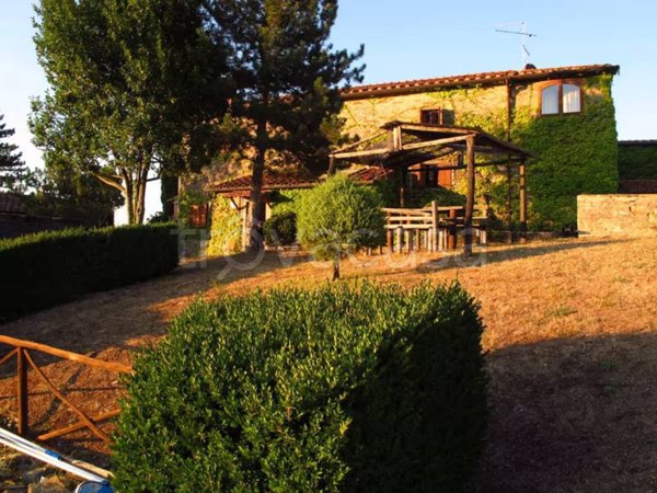 casa indipendente in vendita a Talla in zona Bicciano