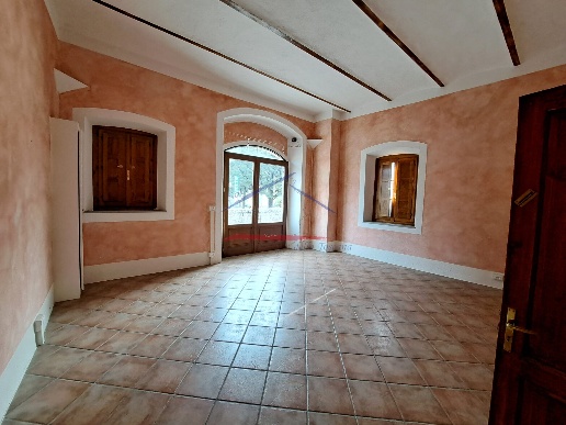 appartamento in vendita a Talla