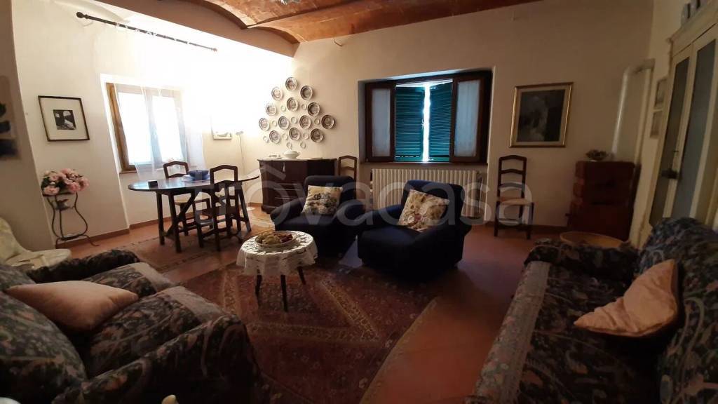 appartamento in vendita a Talla