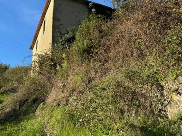 casa indipendente in vendita a Talla in zona Santo-Bagnena