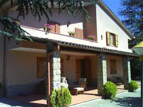 casa indipendente in vendita a Talla in zona Faltona