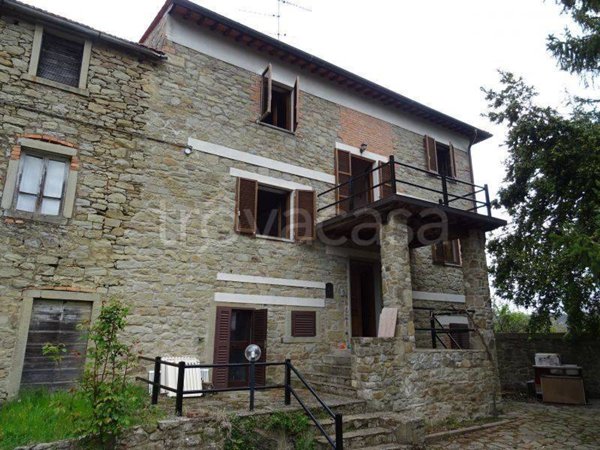 casa indipendente in vendita a Talla in zona Faltona