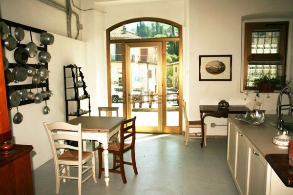 pentavano in vendita a Talla