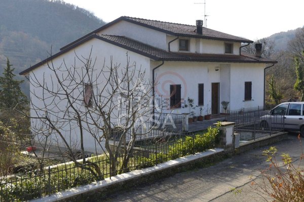 casa indipendente in vendita a Talla
