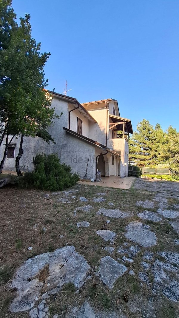casa indipendente in vendita a Talla in zona Pontenano