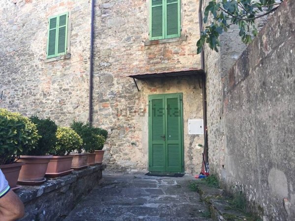 casa indipendente in vendita a Talla