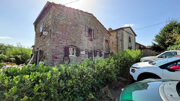 casa indipendente in vendita a Talla