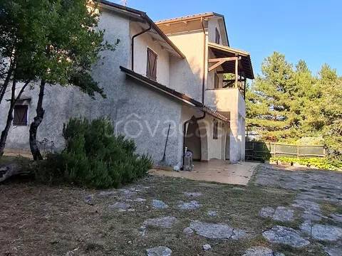 casa indipendente in vendita a Talla in zona Pontenano