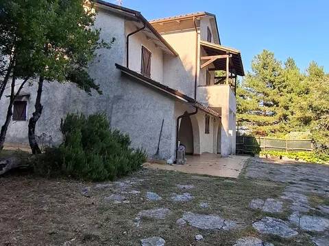 casa indipendente in vendita a Talla in zona Pontenano