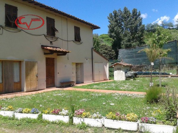 casa indipendente in vendita a Terranuova Bracciolini