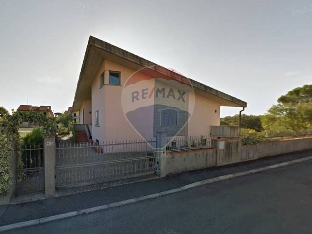 casa indipendente in vendita a Terranuova Bracciolini in zona Campogialli