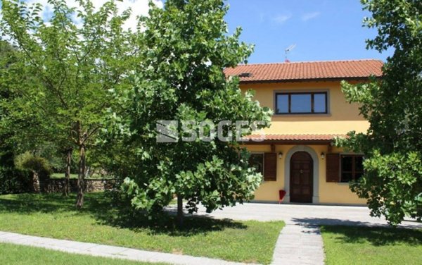 casa indipendente in vendita a Terranuova Bracciolini in zona Penna