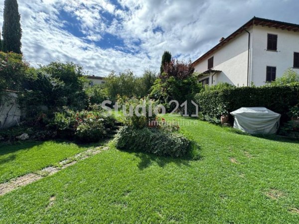 casa indipendente in vendita a Terranuova Bracciolini