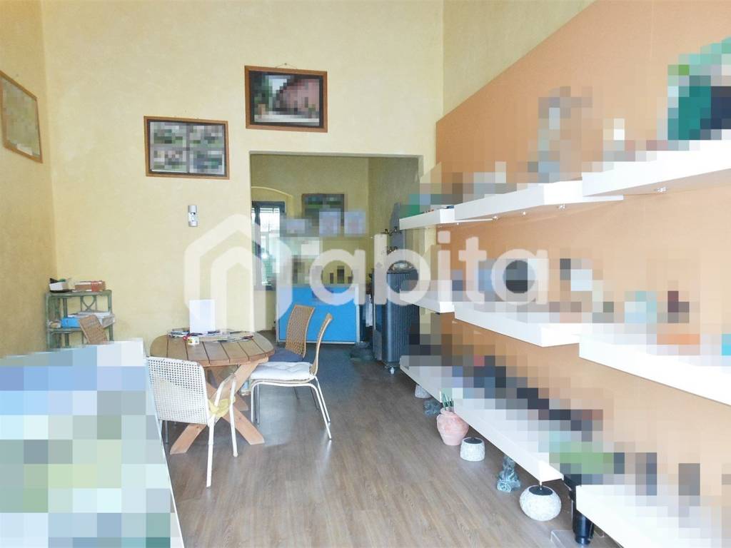 negozio in vendita a Terranuova Bracciolini