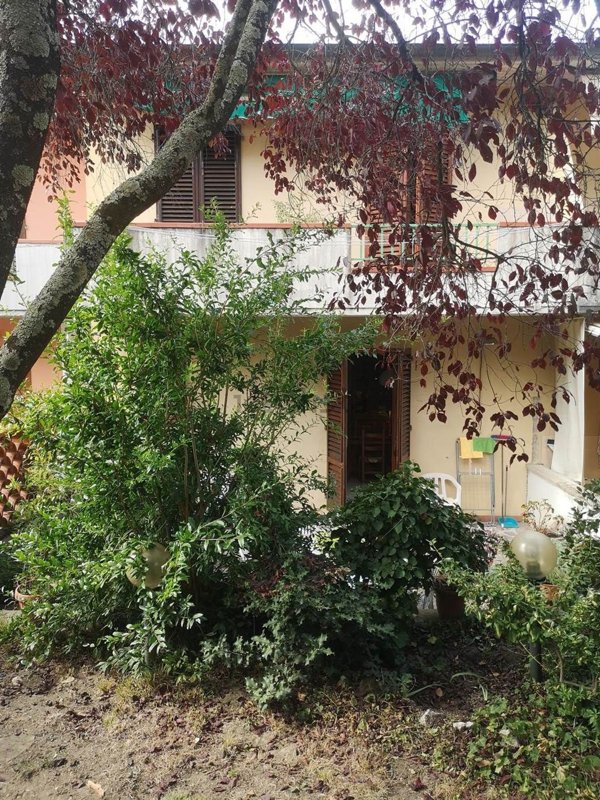 casa indipendente in vendita a Terranuova Bracciolini in zona Ville