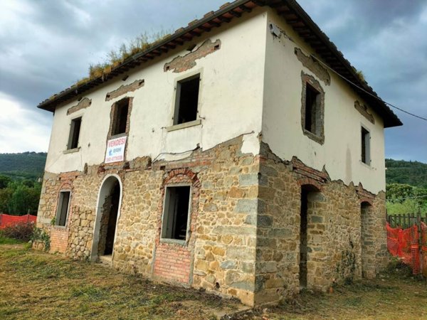 casa indipendente in vendita a Terranuova Bracciolini in zona Montemarciano