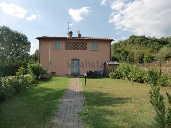 casa indipendente in vendita a Terranuova Bracciolini in zona Ville