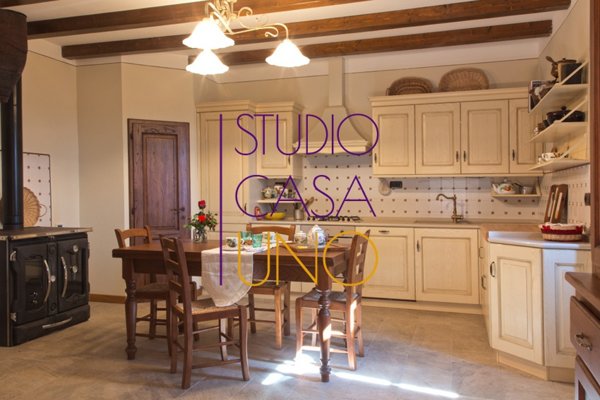 casa indipendente in vendita a Terranuova Bracciolini in zona Penna