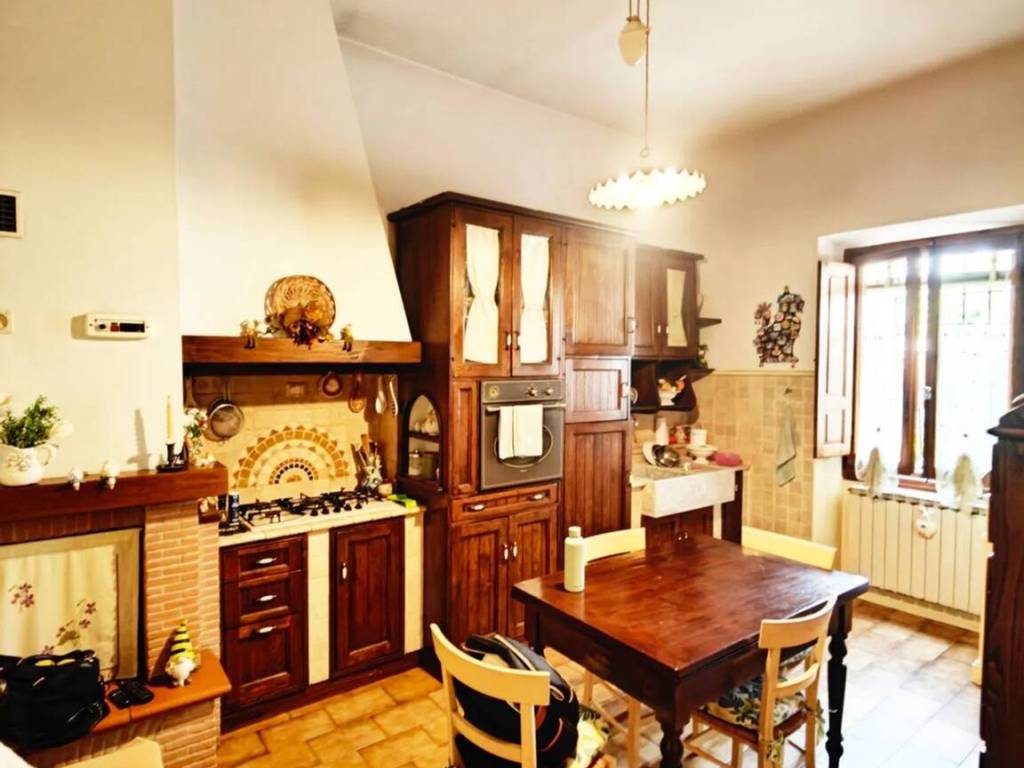 casa indipendente in vendita a Terranuova Bracciolini