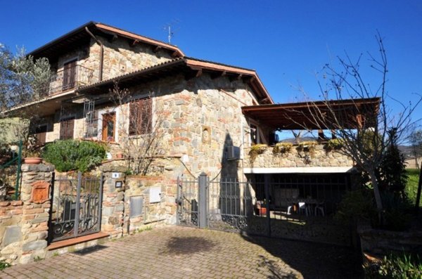 casa indipendente in vendita a Terranuova Bracciolini in zona Montemarciano