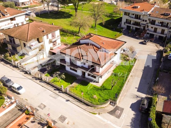 casa indipendente in vendita a Terranuova Bracciolini