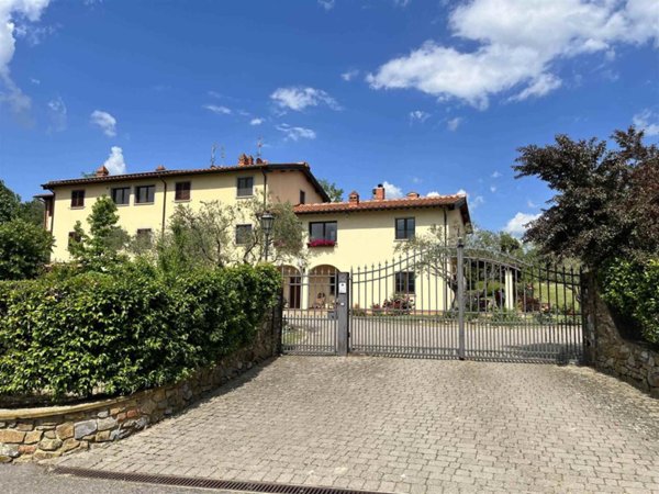 casa indipendente in vendita a Terranuova Bracciolini in zona Montemarciano
