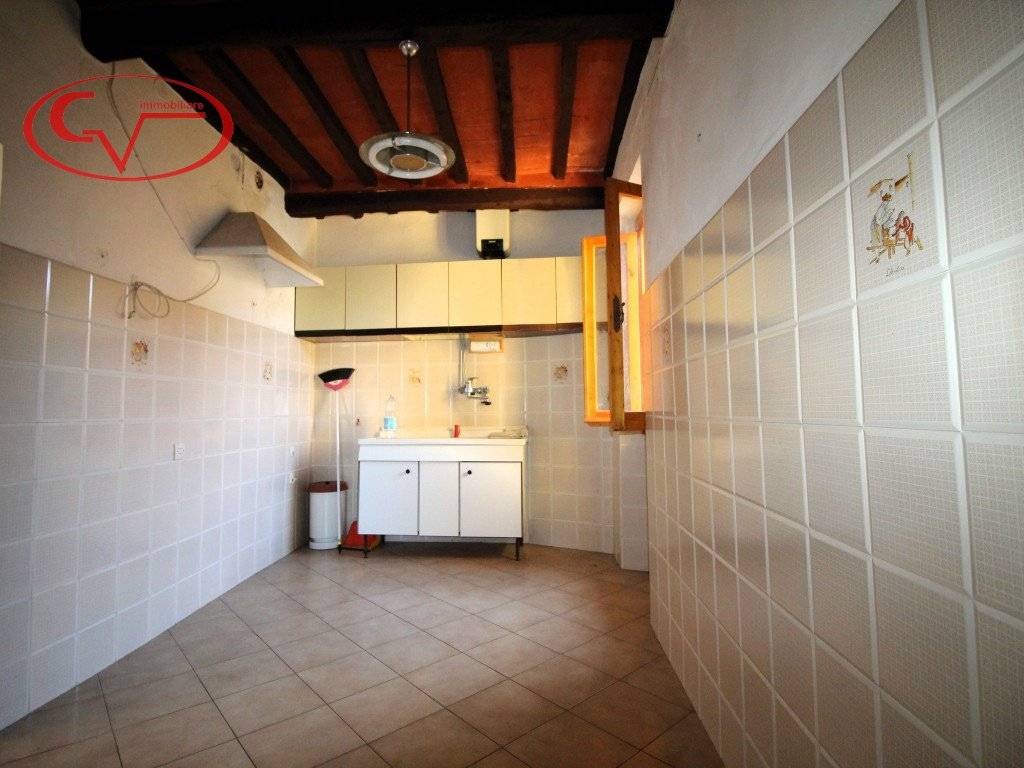 appartamento in vendita a Terranuova Bracciolini in zona Montemarciano