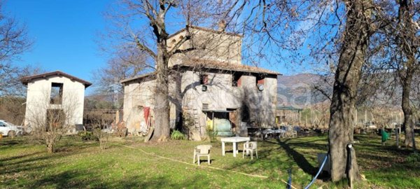 casa indipendente in vendita a Terranuova Bracciolini