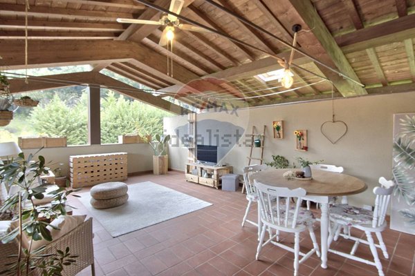 appartamento in vendita a Terranuova Bracciolini in zona Cicogna