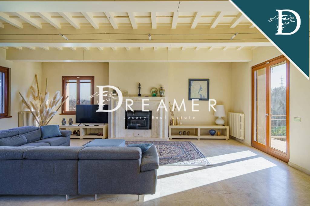 casa indipendente in vendita a Terranuova Bracciolini