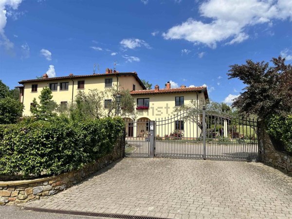 casa indipendente in vendita a Terranuova Bracciolini in zona Piantravigne