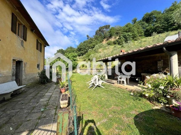 casa indipendente in vendita a Terranuova Bracciolini
