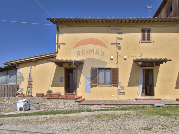casa indipendente in vendita a Terranuova Bracciolini