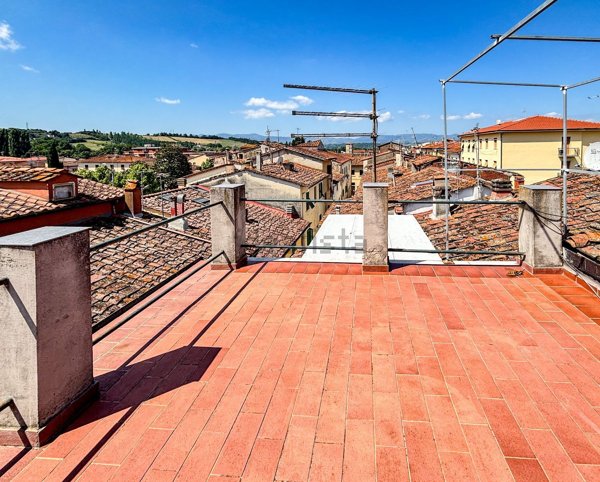 casa indipendente in vendita a Terranuova Bracciolini