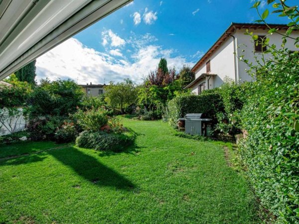 casa indipendente in vendita a Terranuova Bracciolini in zona Ville