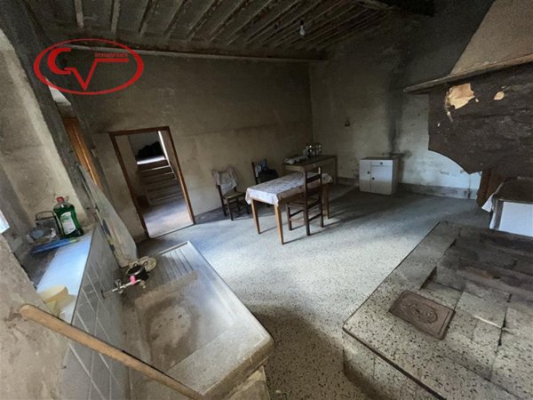 casa indipendente in vendita a Terranuova Bracciolini in zona Campogialli