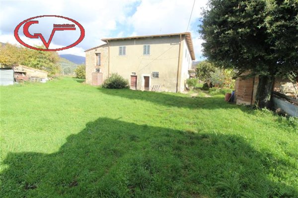casa indipendente in vendita a Terranuova Bracciolini in zona Penna