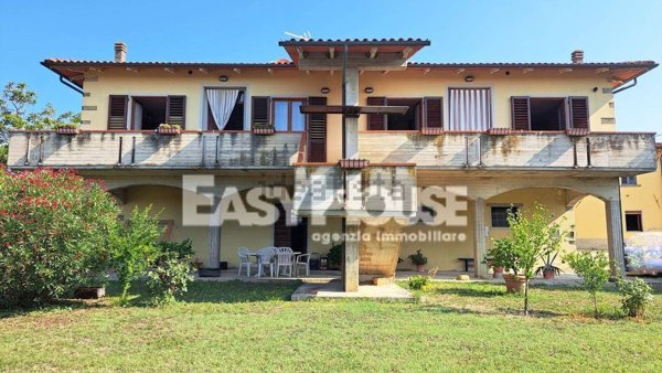 casa indipendente in vendita a Terranuova Bracciolini in zona Campogialli