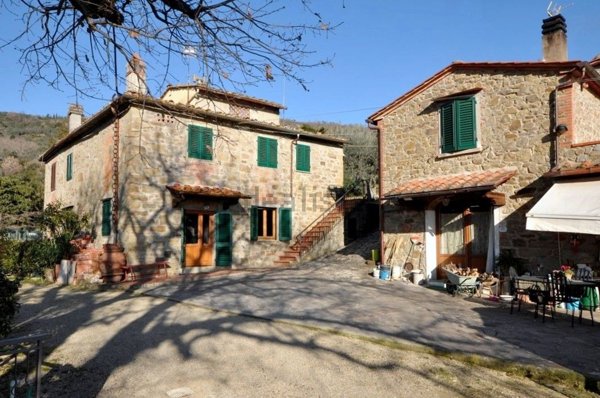casale in vendita a Terranuova Bracciolini
