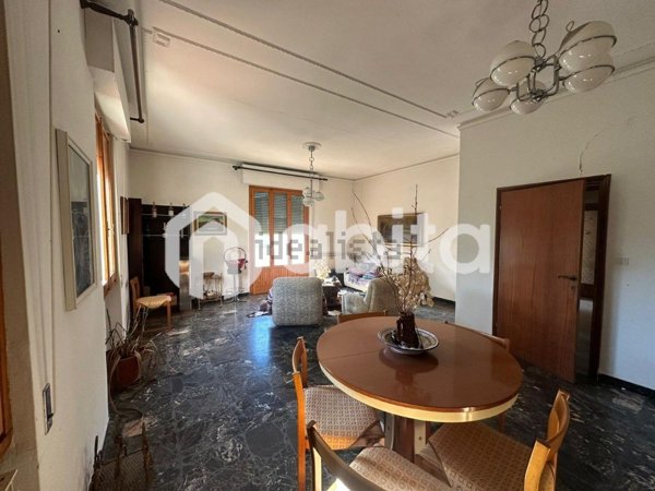 appartamento in vendita a Terranuova Bracciolini in zona Cicogna