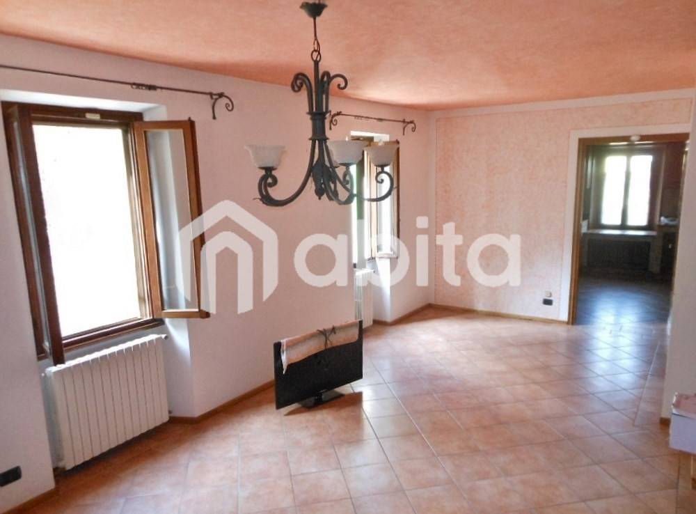 appartamento in vendita a Terranuova Bracciolini in zona Campogialli