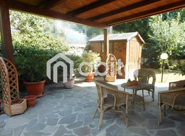 casa indipendente in vendita a Terranuova Bracciolini