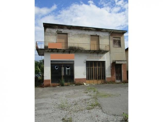 casa indipendente in vendita a Terranuova Bracciolini