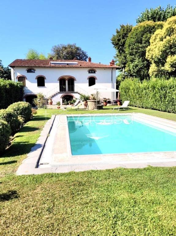 casa indipendente in vendita a Terranuova Bracciolini in zona Campogialli