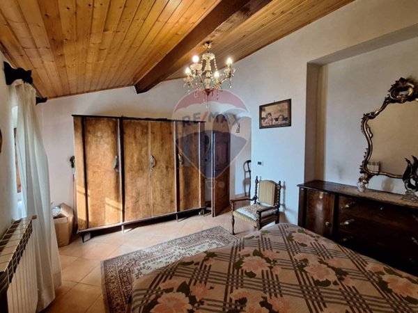 appartamento in vendita a Terranuova Bracciolini in zona Penna