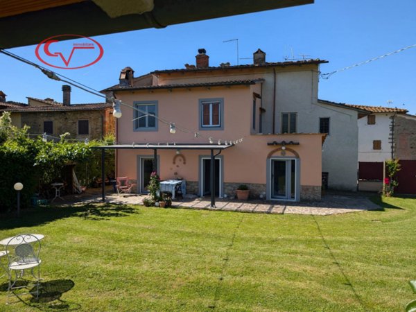 casa semindipendente in vendita a Terranuova Bracciolini in zona Traiana
