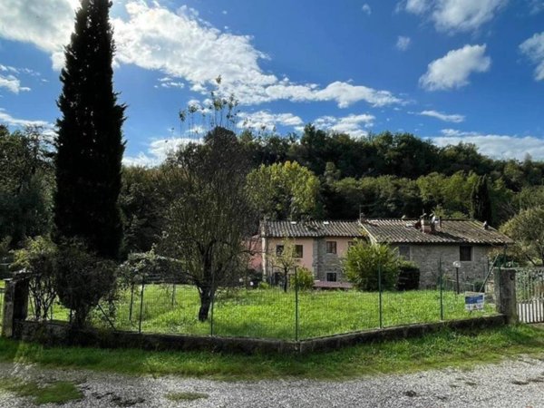 casa indipendente in vendita a Terranuova Bracciolini in zona Penna