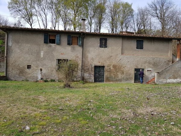 casale in vendita a Terranuova Bracciolini